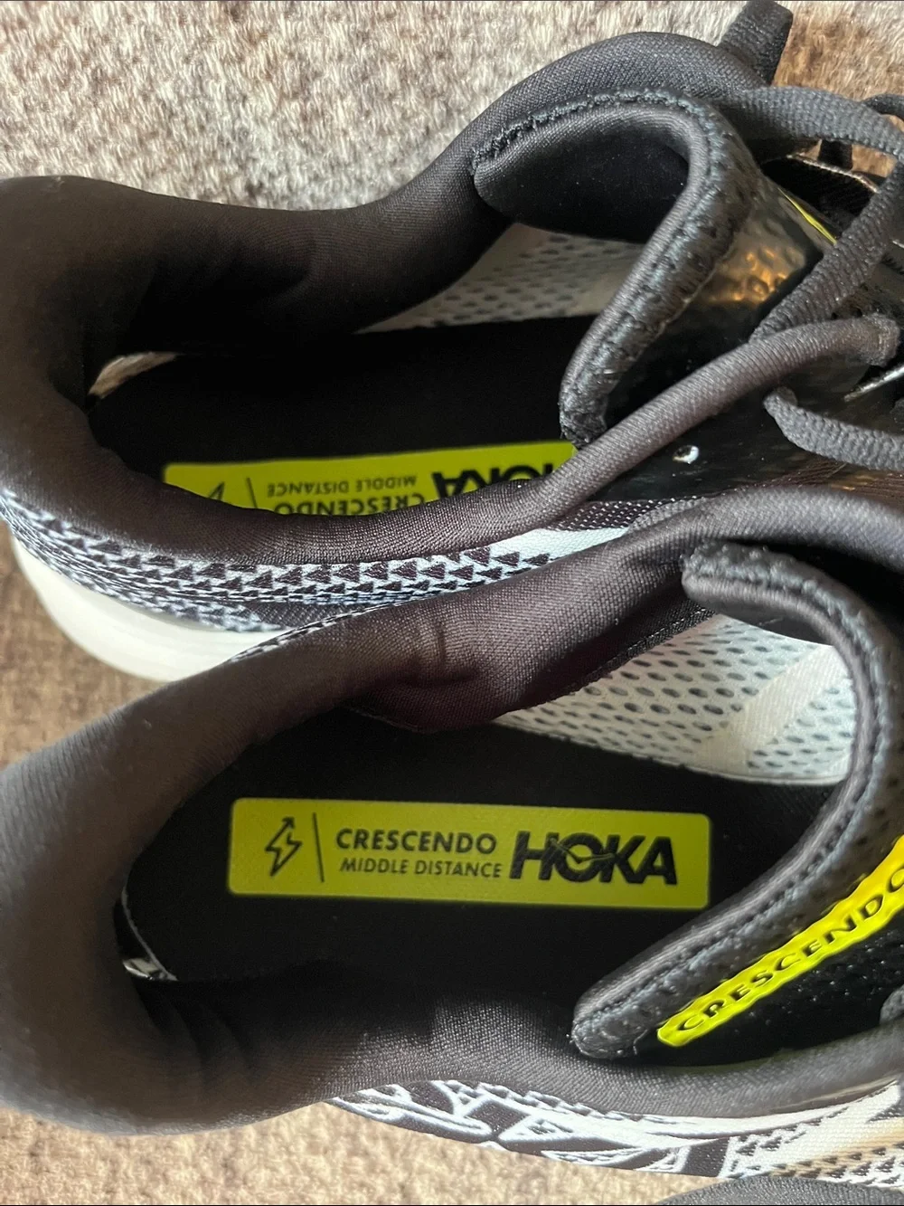 Hoka Crescendo One One unisex Middle distance running shoes W-14.5 M-13
